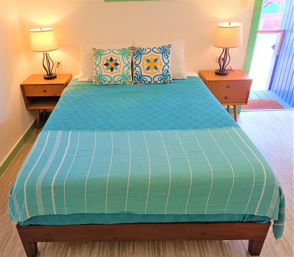 Waterside Inn Vieques Ngoại thất bức ảnh