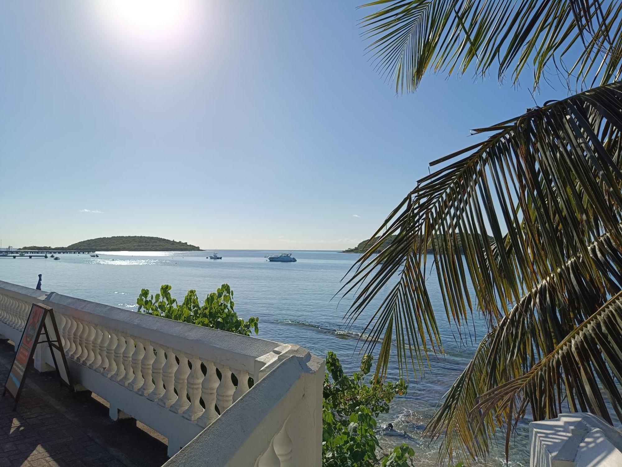 Waterside Inn Vieques Ngoại thất bức ảnh